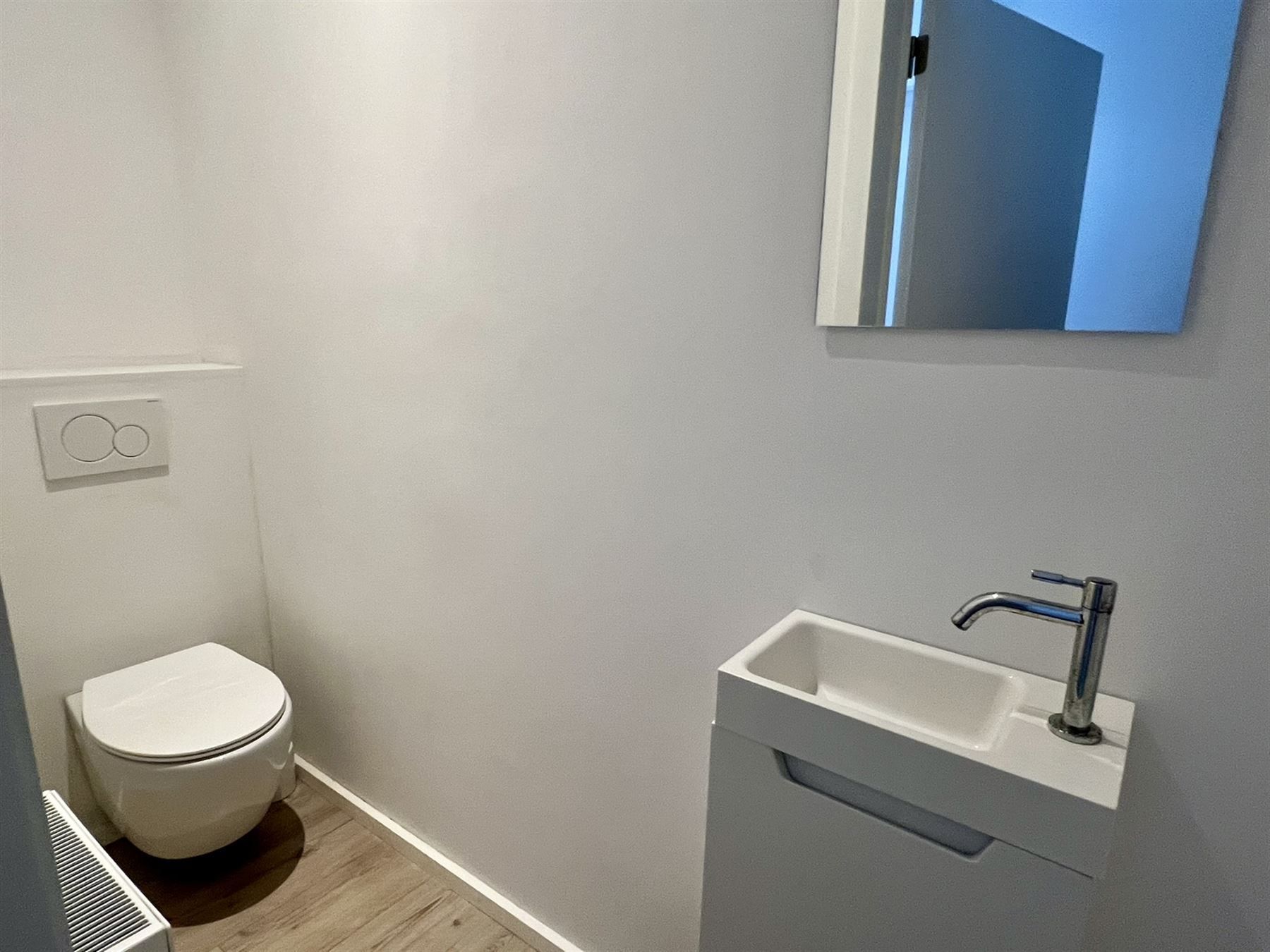 Stijlvol gerenoveerde en comfortabele woning met zonnige tuin  foto 10