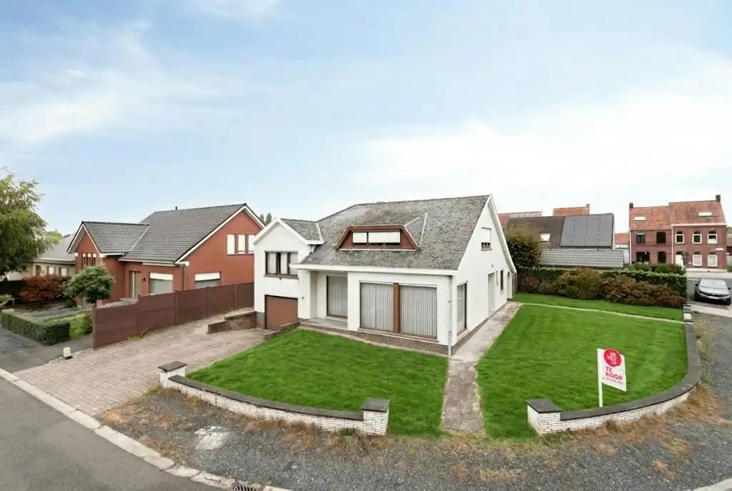 Alleenstaand huis met 4 kamers te koop in Vichte foto 2