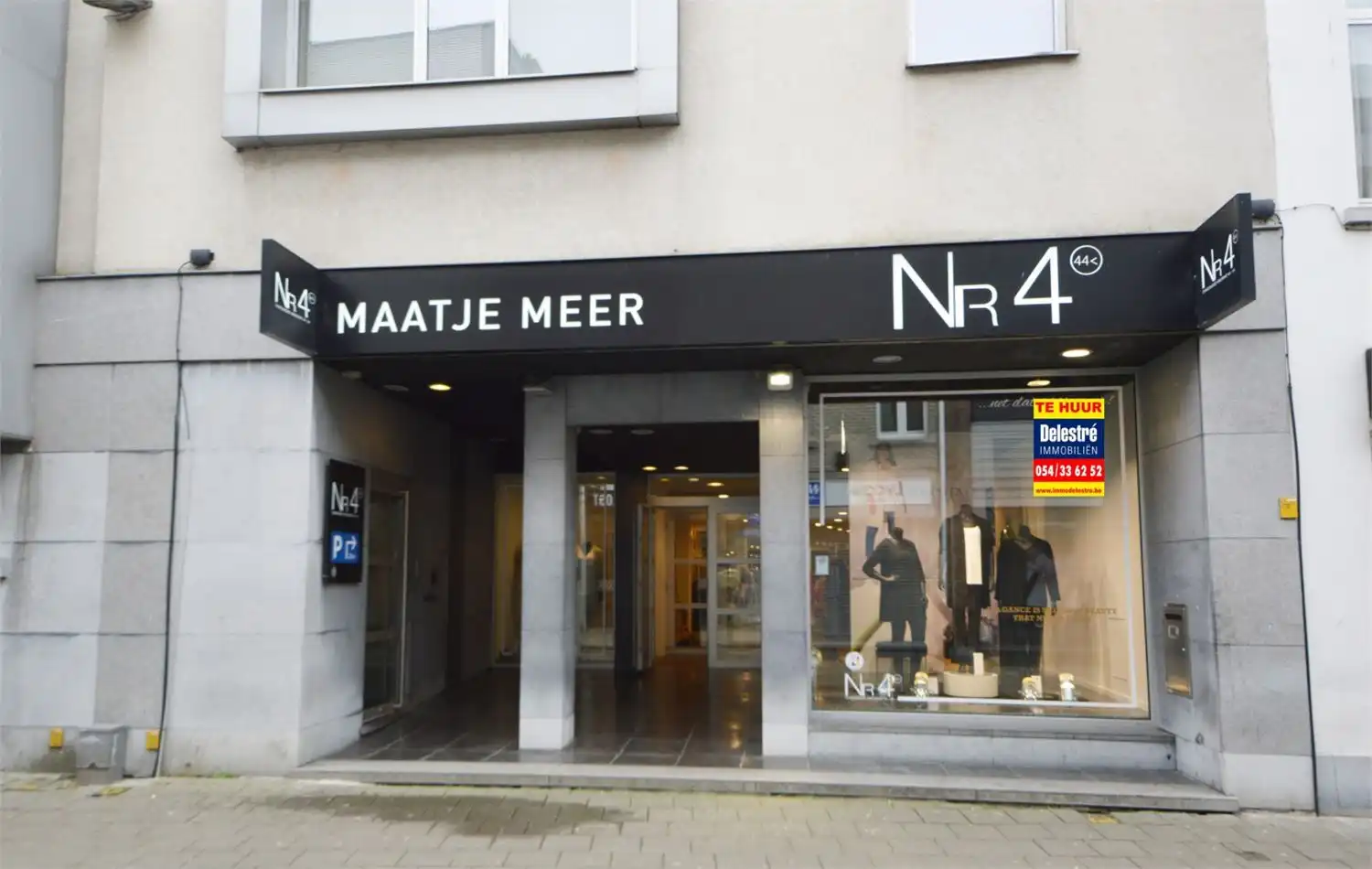 UNIEKE COMMERCIËLE OPP. 630 M2 MET PARKING NAAST ZEEMAN EN MULTIPHARMA foto 2