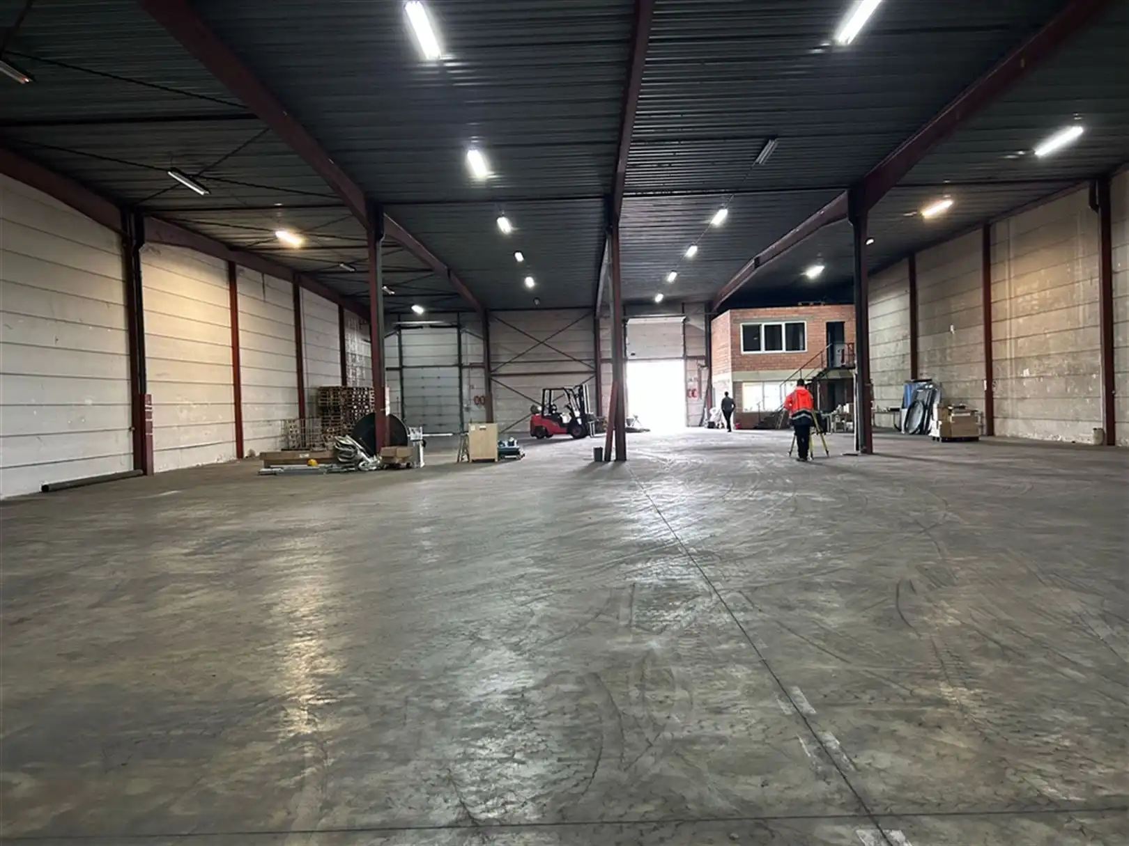 Multifunctioneel magazijn + kantoor en buitenruimte te Meer foto 5