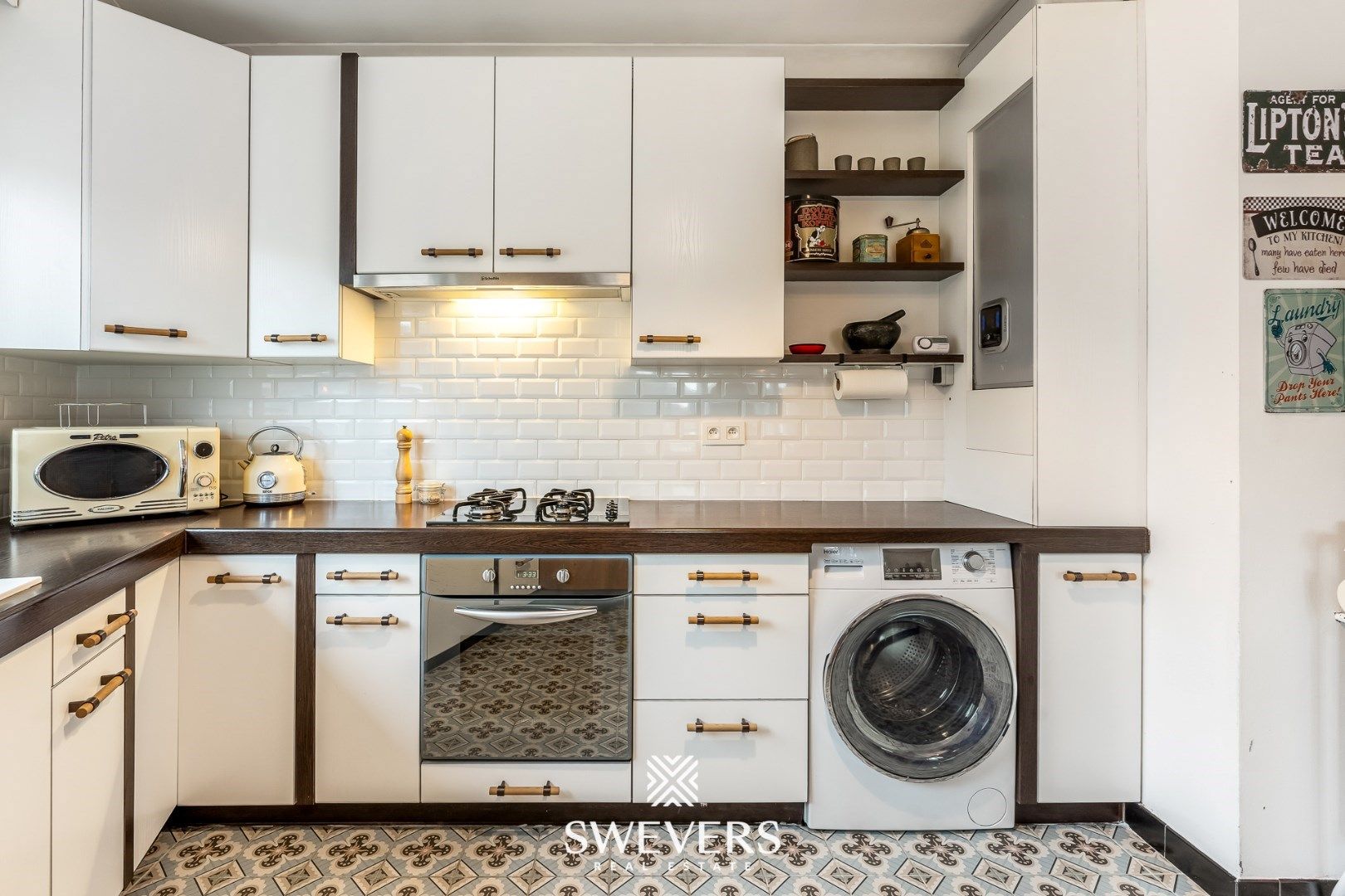 Modern appartement in hartje Hasselt met drie slaapkamers foto 12