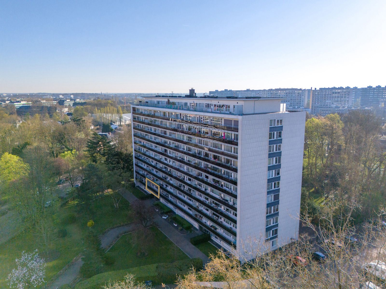 Charmant appartement met potentieel in standingvol gebouw foto 16