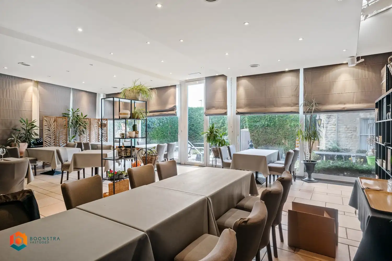 Handelspand met bovengelegen woonst op toplocatie te Erps-Kwerps foto 15