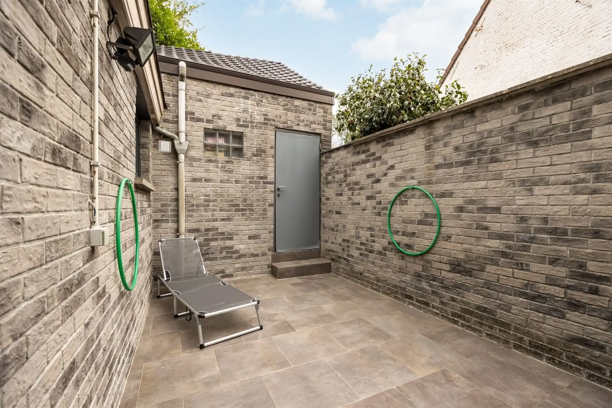 Volledig instapklaar huis met twee slaapkamers foto 19