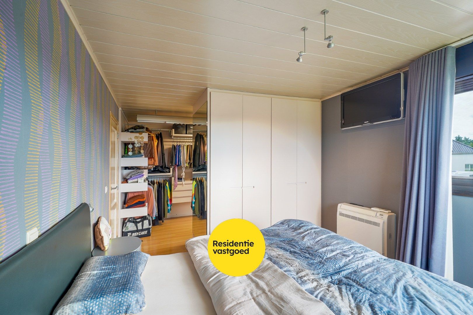 Instapklare halfopen woning met zonnige tuin, aparte garage en tuinhuis foto 16