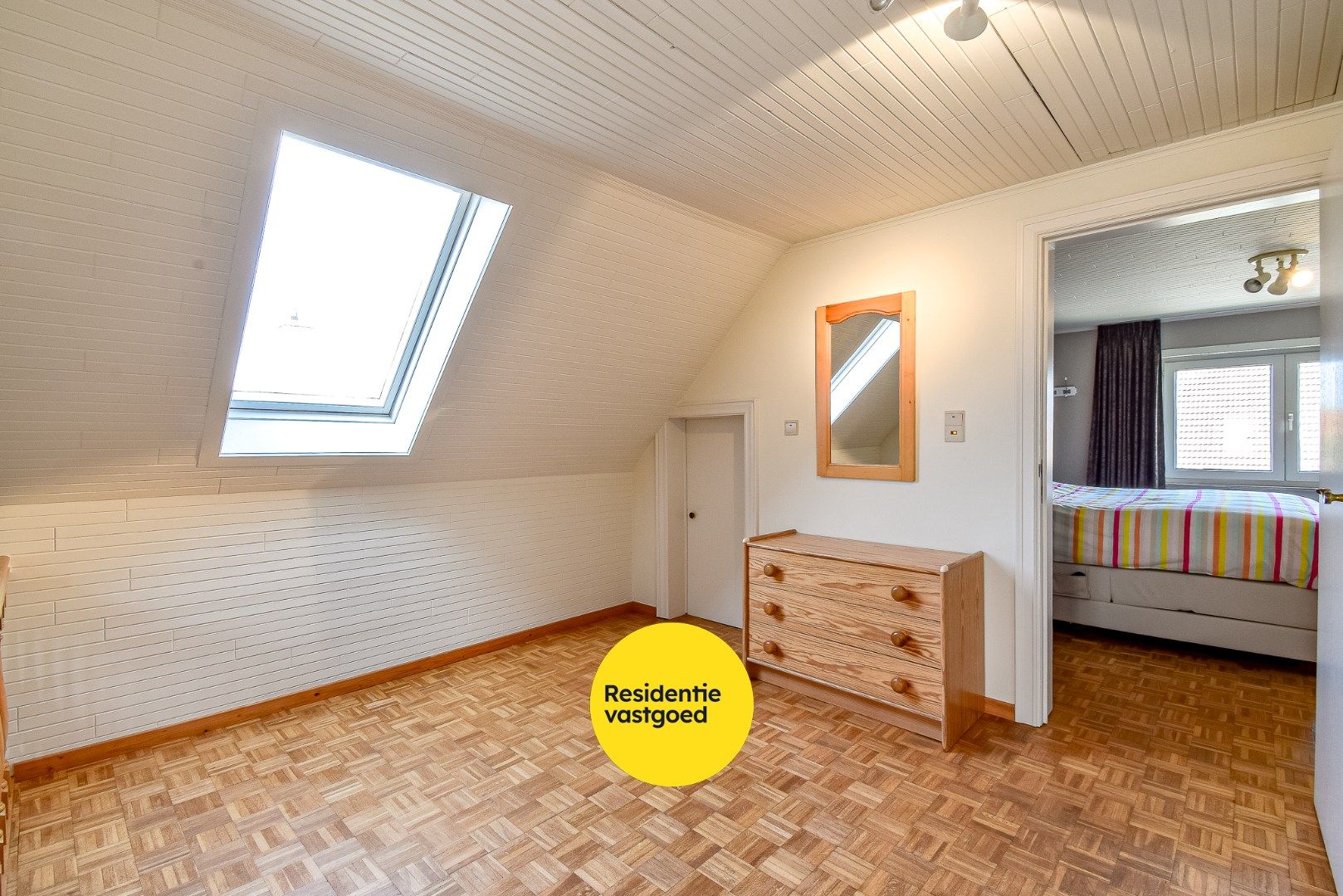 Ruime villa met 4 slaapkamers foto 12