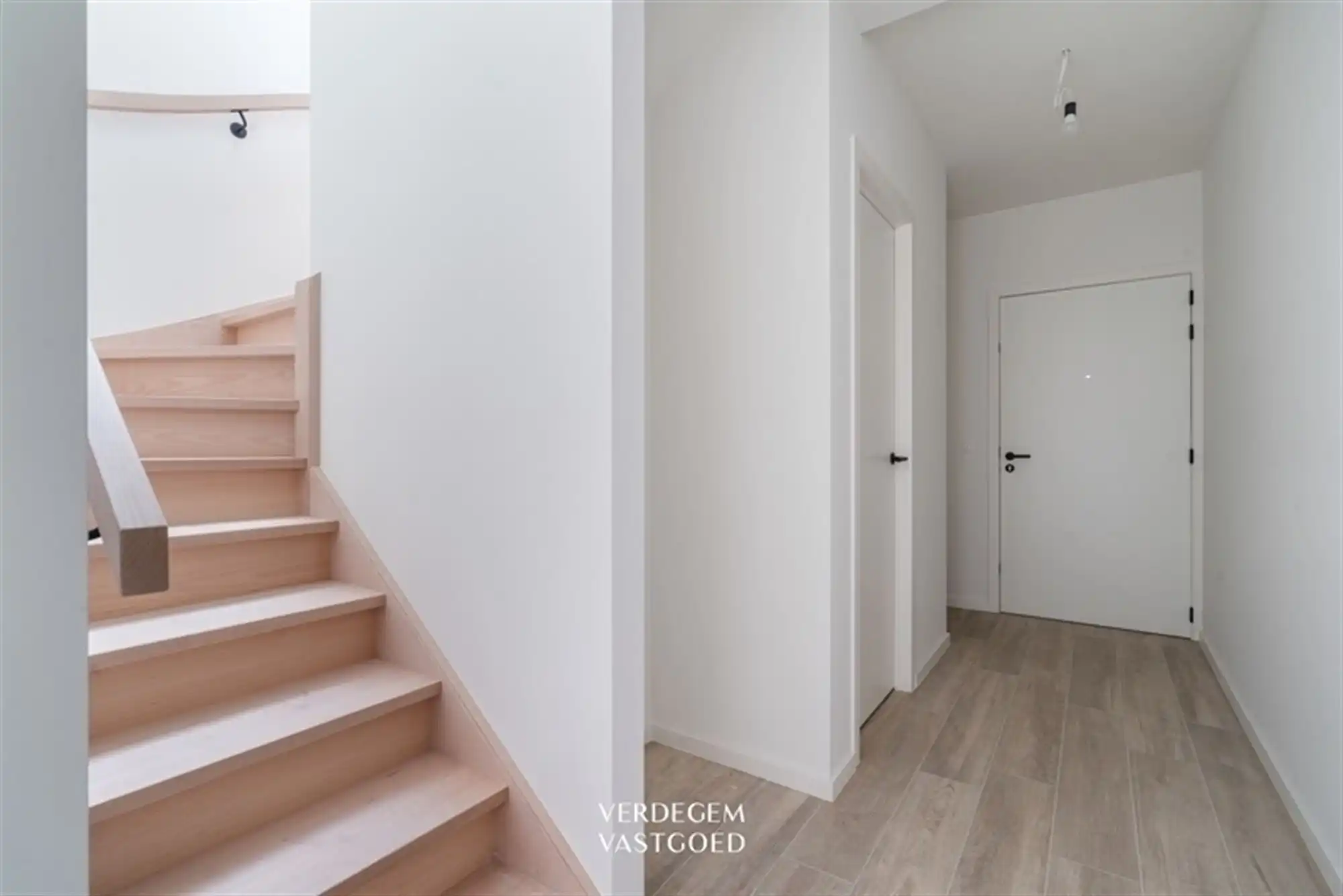 Prachtig duplexappartement met 3 slaapkamers en overdekt terras foto 8