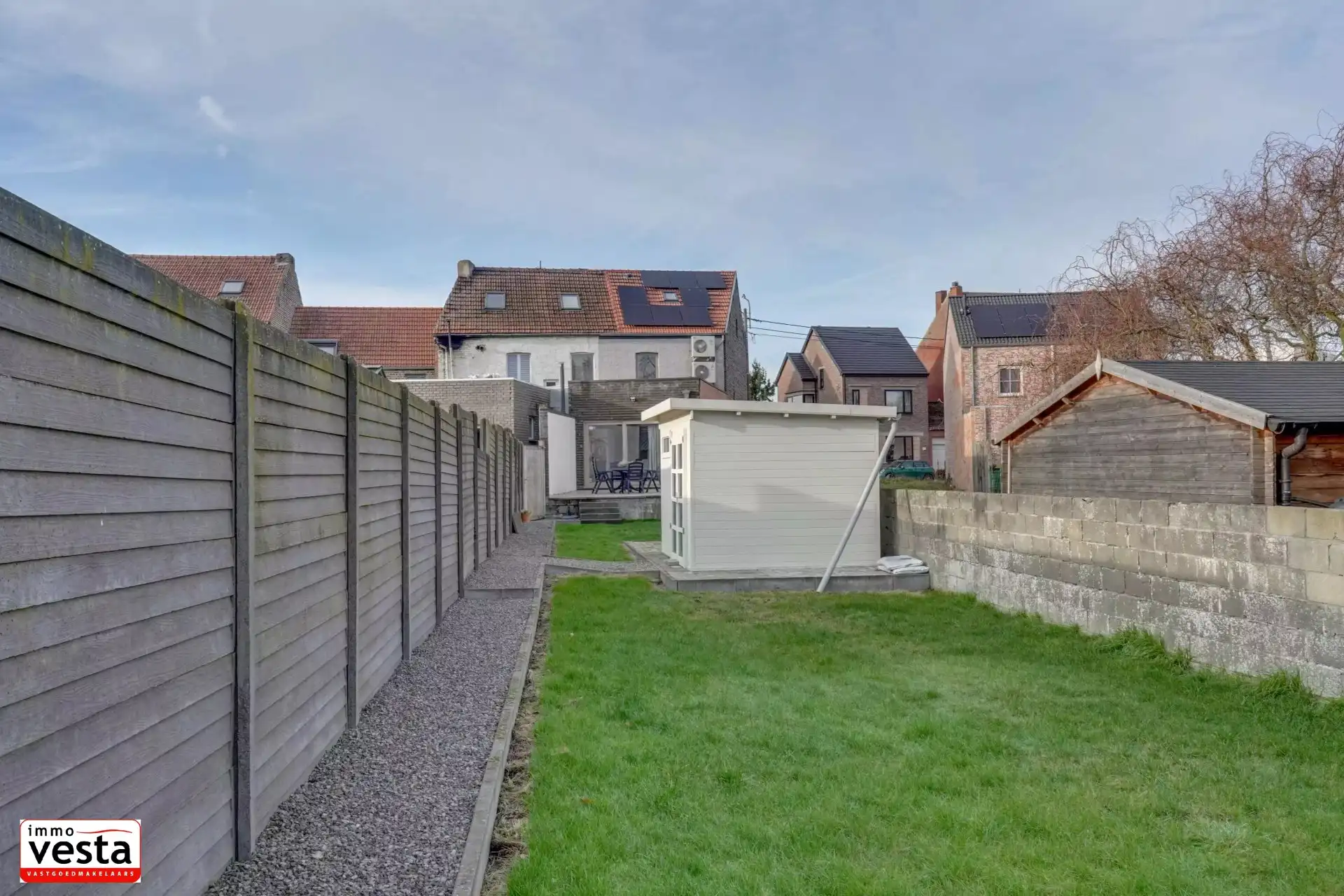 Ruime, gerenoveerde woning op goede locatie foto 19