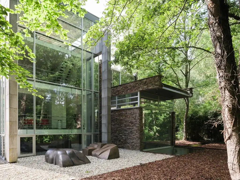 Vrijstaande architectenwoning (bvo 444 m²) op de grens met natuurpark Overmeers foto 2