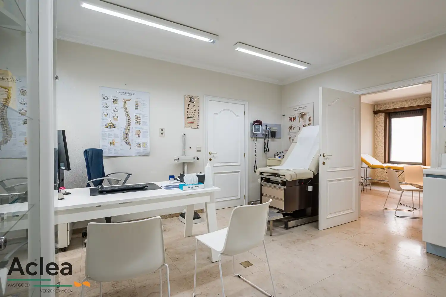 Uitzonderlijk ruime woning met veelzijdige mogelijkheden foto 5