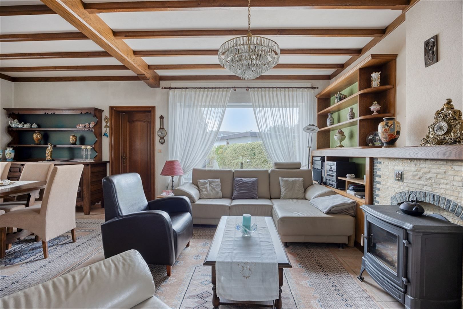 Mooi gelegen bungalow met 3 slaapkamers foto 8