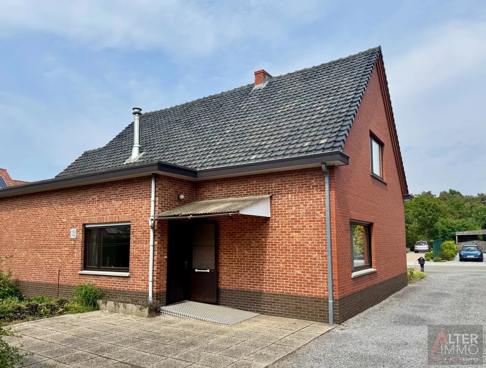 Woning 3 slpk, garage én bijbouw op perceel van ca. 11 are foto 2