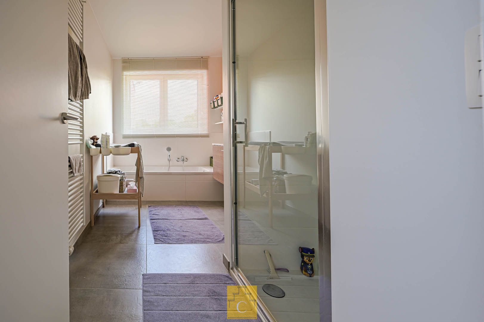 Moderne en energiezuinige (label A) gezinswoning te Oostkamp foto 22