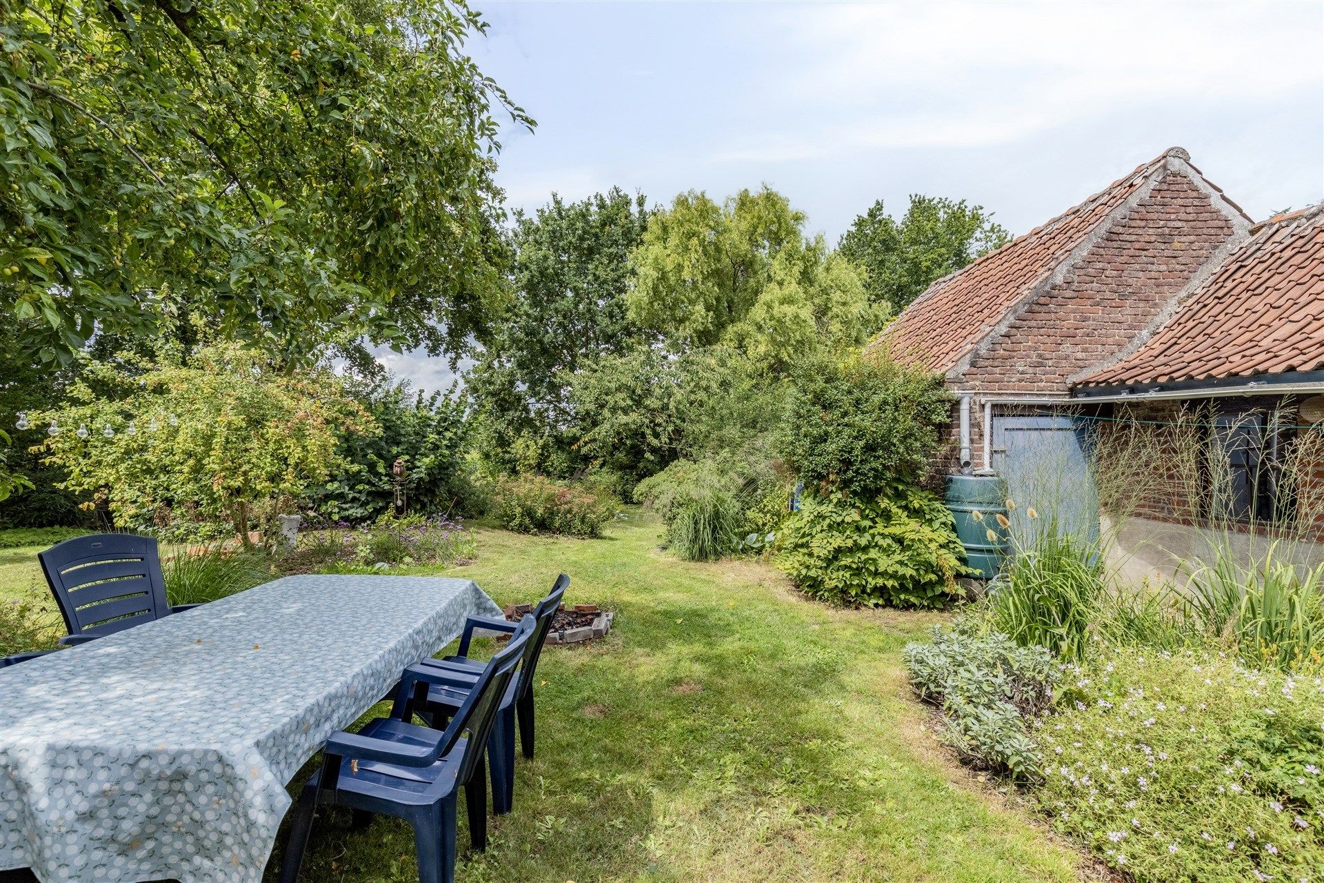 Ruime woning met groene tuin te koop in Oosterzele foto 22