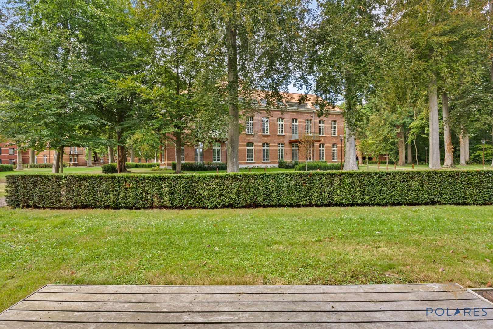 Gelijkvloers 2 slaapkamer appartement met tuin en unieke erfgoedwaarde foto 25