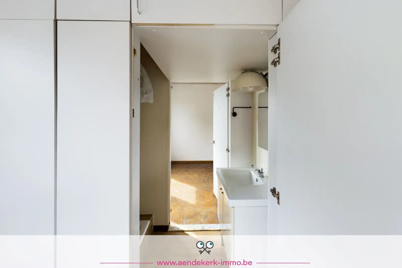 Woning met handelsruimte in het centrum van Kinrooi foto 34