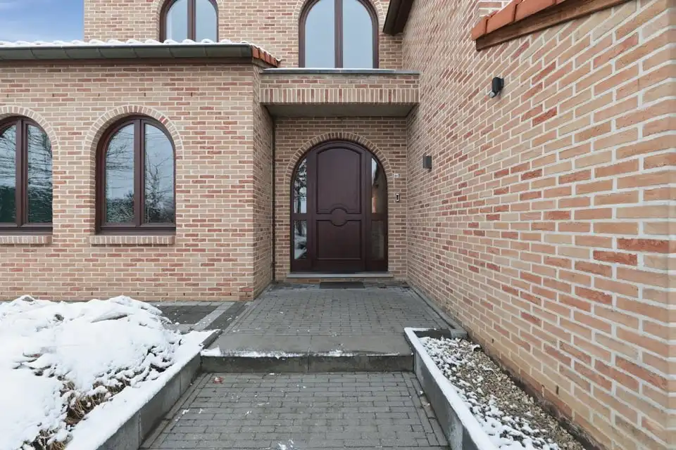 EXCLUSIEVE GEZINSWONING MET RUIME TUIN, 252M² WOONCOMFORT EN TOPLIGGING IN SINT-TRUIDEN foto 37