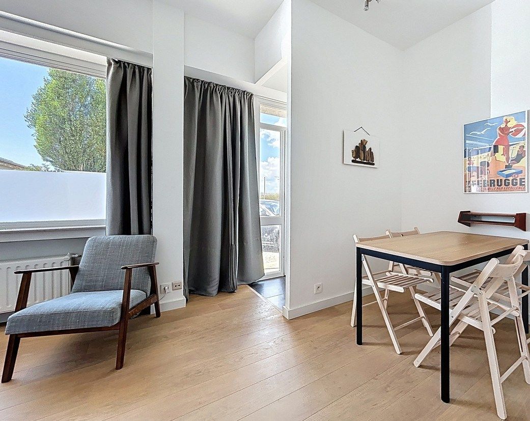 Volledig gerenoveerde studio foto 3