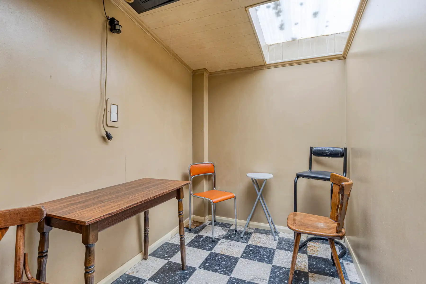 Woning met loods/grote garage en veel potentieel! foto 10