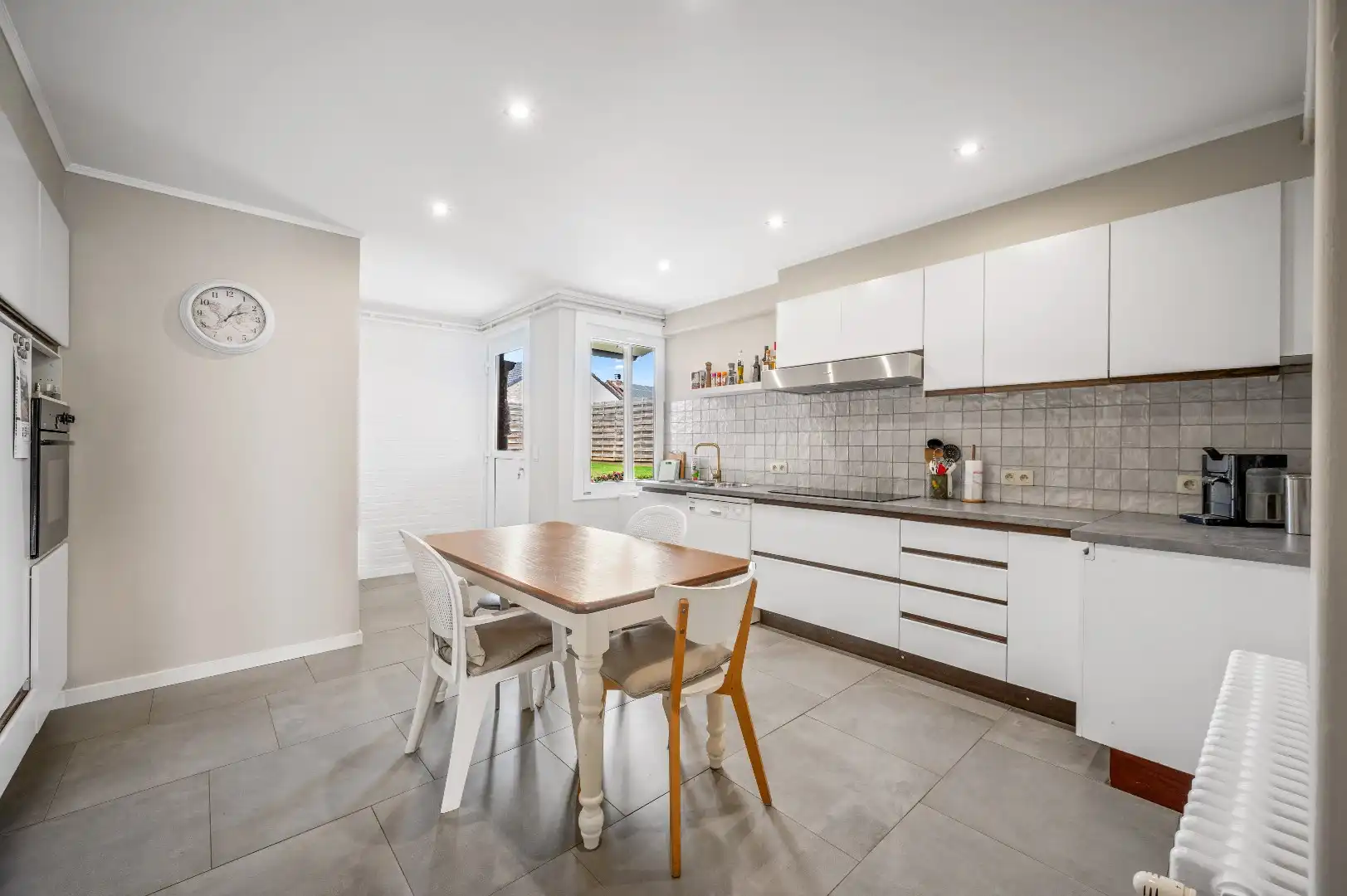 Veelzijdig pand met 2 huisnummers– ideaal als gezinswoning, kangoeroewoning of investering foto 3