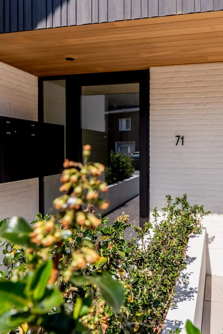 Gelijkvloers/hoek appartement TE KOOP  in 'residentie Daniël & Zozima'. foto 4