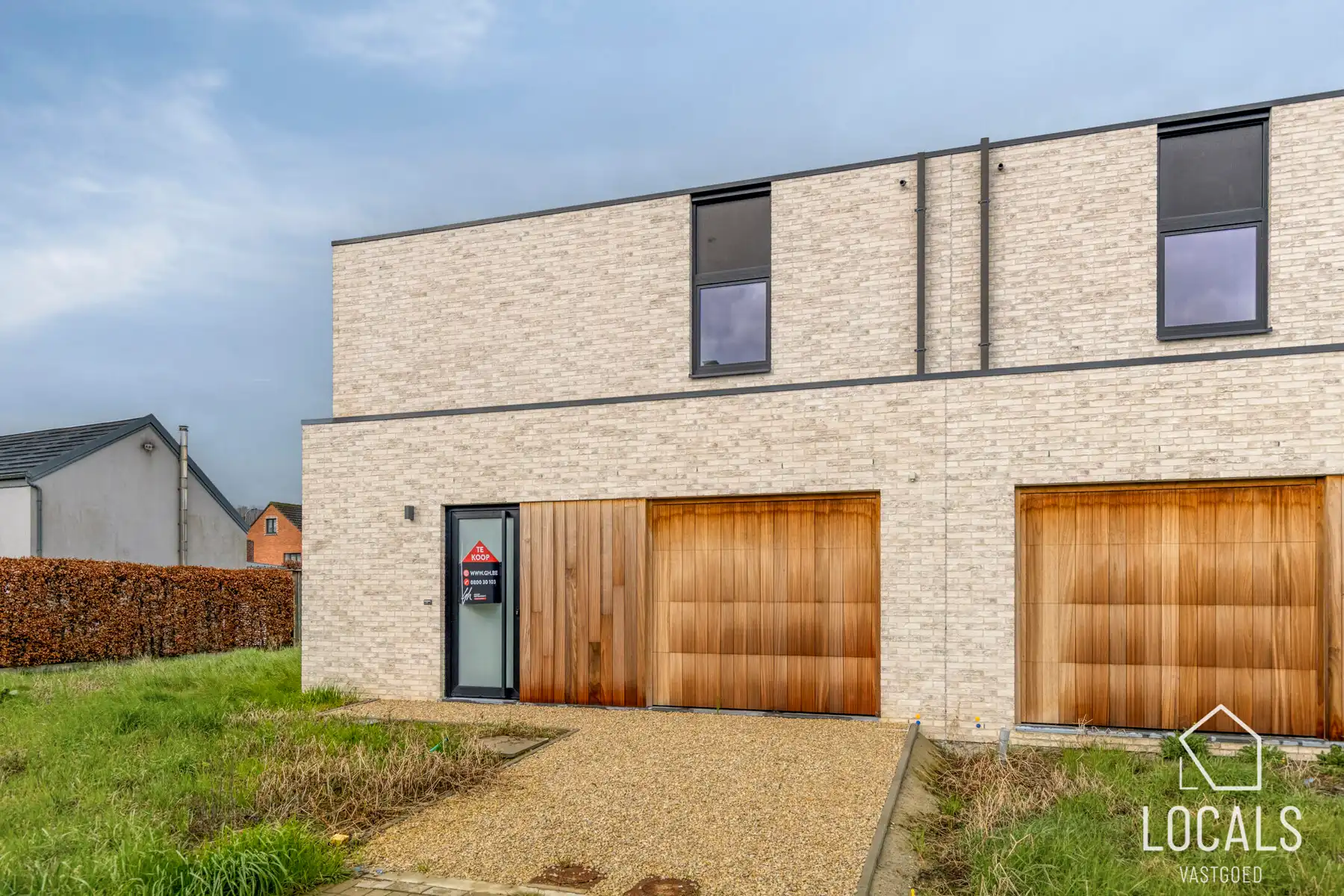 Top gelegen halfopen bebouwing in Opwijk foto 4