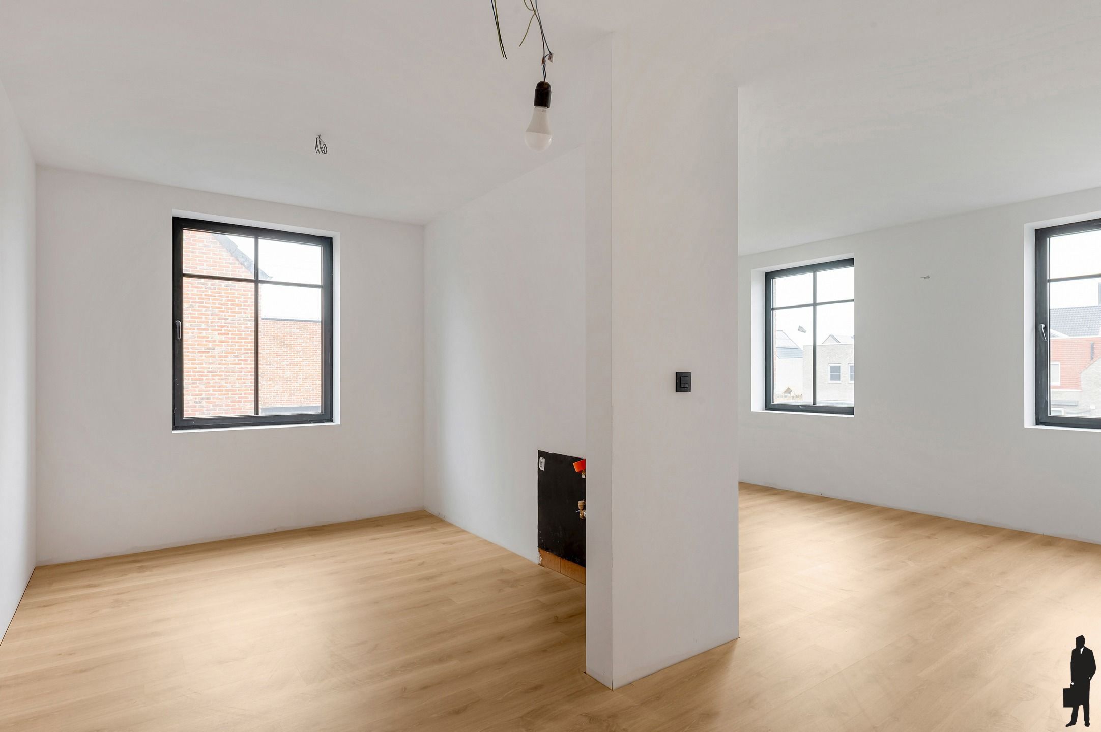 Prachtige nieuwbouwwoning van 308m² met 3 à 4 slaapkamers    foto 19