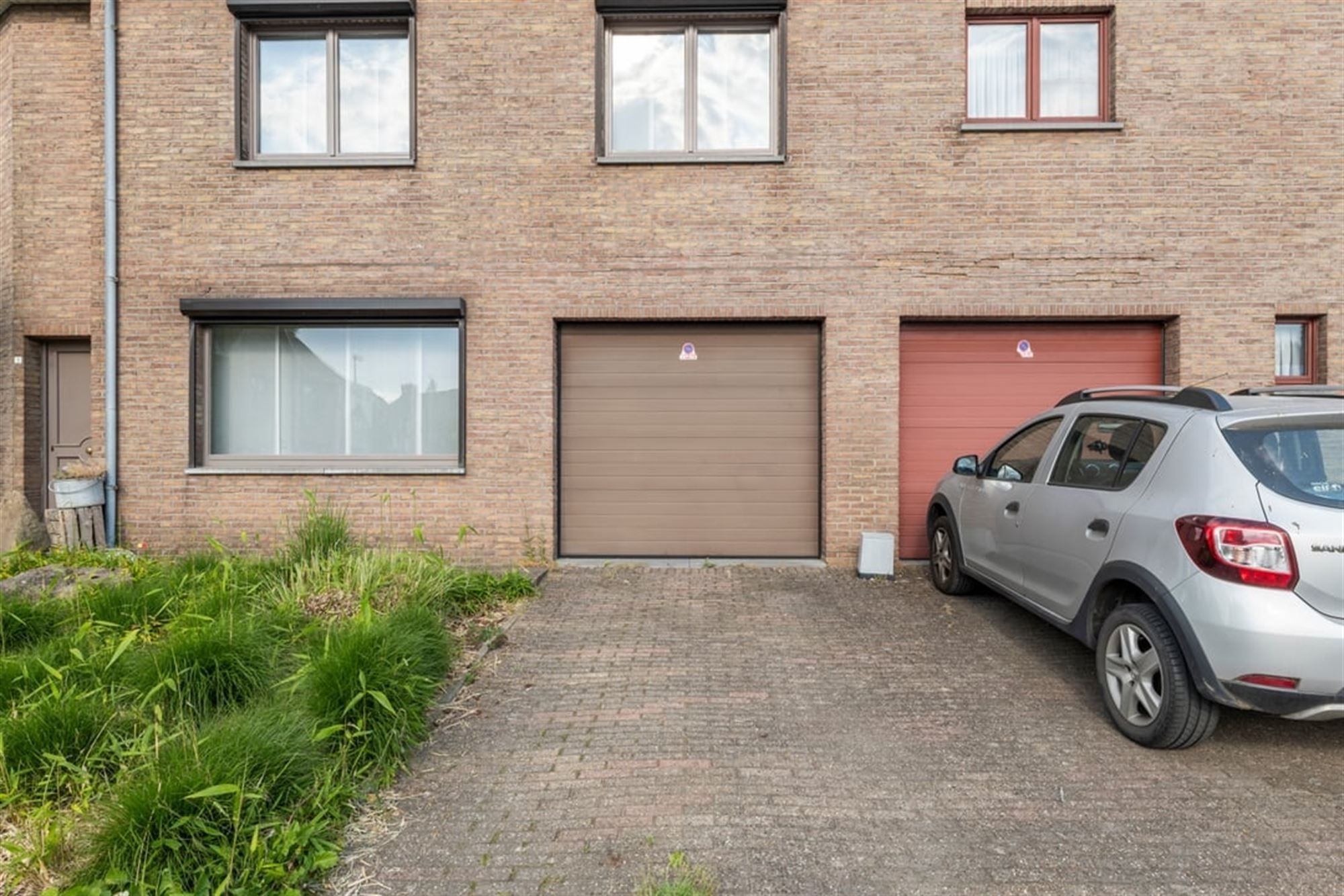 LEUKE GEZINSWONING MET GARAGE OP EEN TOPLOCATIE IN SINT-TRUIDEN  foto 3