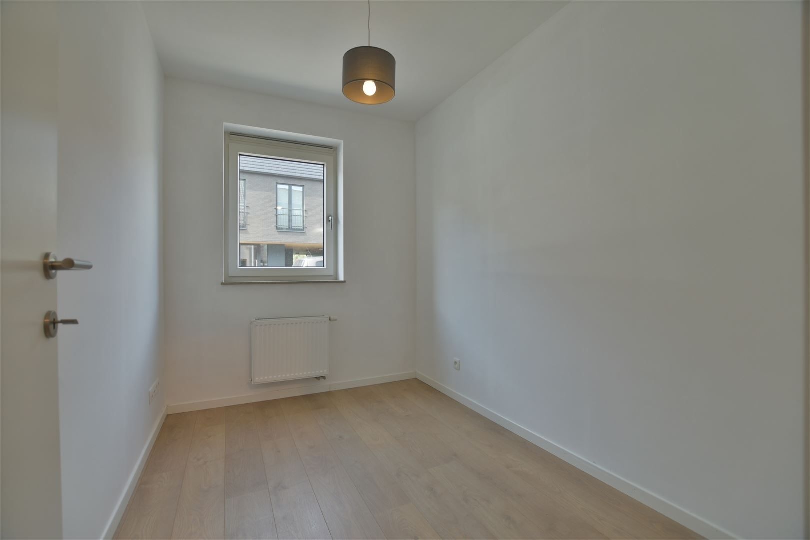 Prachtig gelijkvloers appartement  met 2 slaapkamers te Dendermonde (Schoonaarde) foto 13