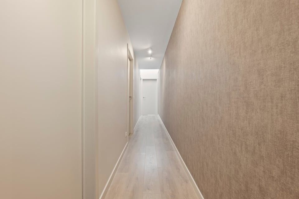 RECENTE ENERGIEZUINIGE WONING MET 3 SLAAPKAMERS, GARAGE EN ZONNIGE TUIN foto 20