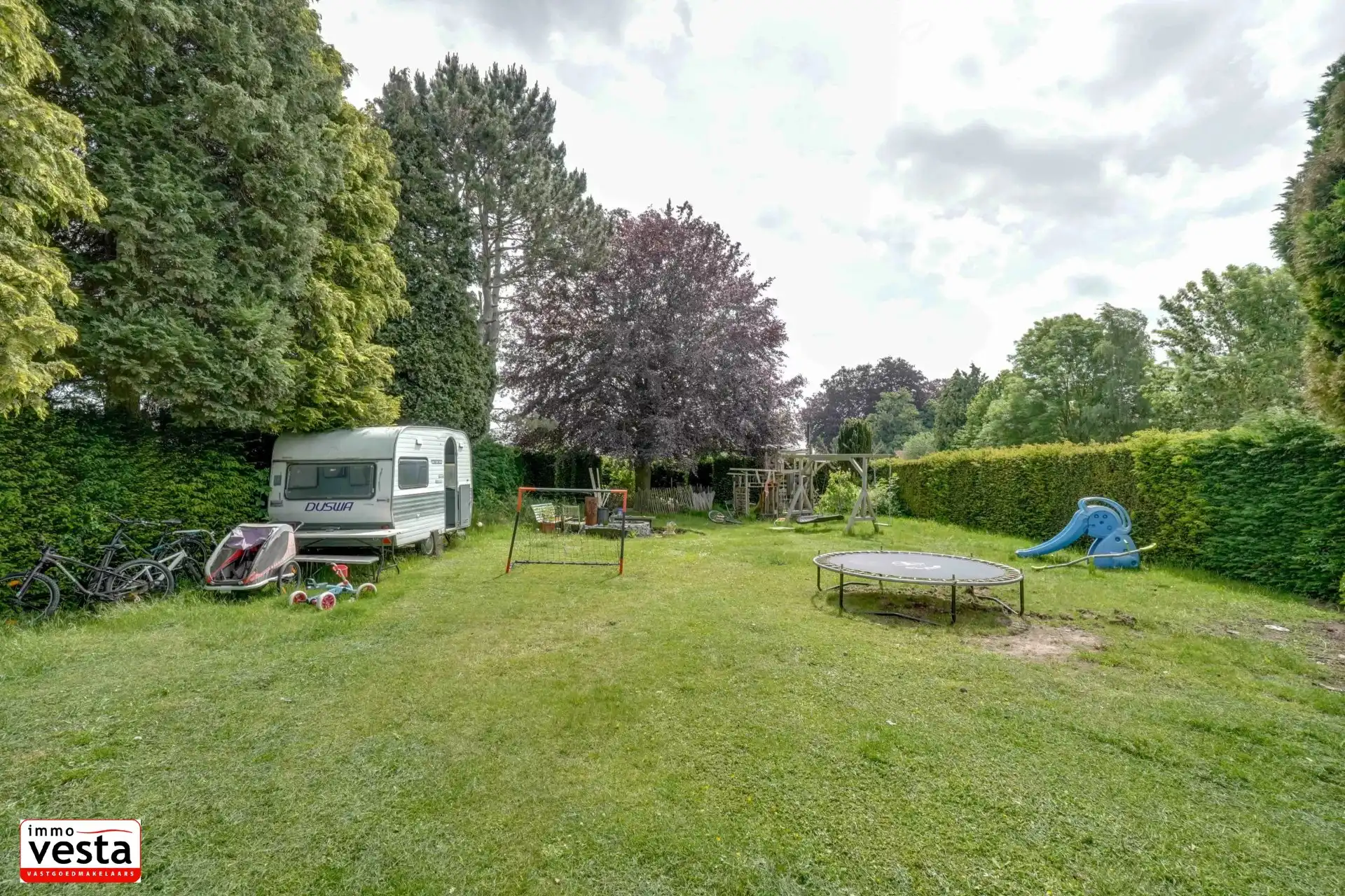 Ruime, rustige gelegen woning op goede locatie foto 19