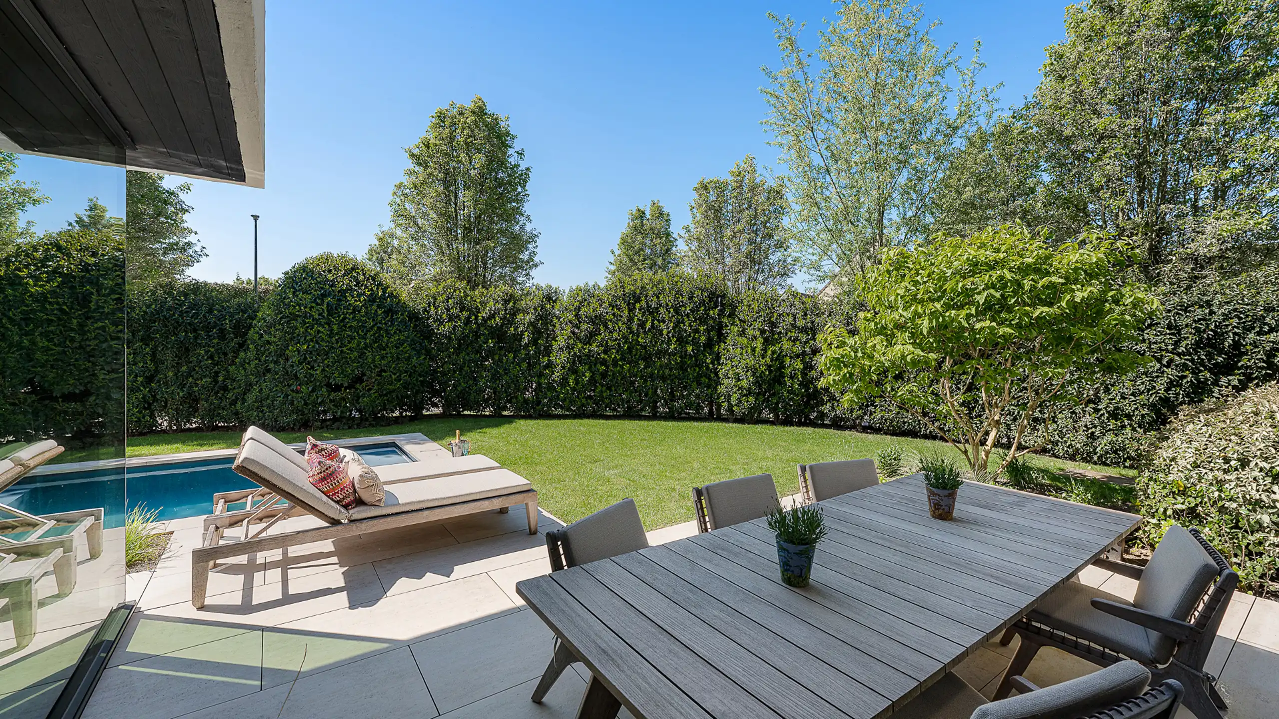 Tijdloze villa in een residentiële omgeving in Knokke foto 6