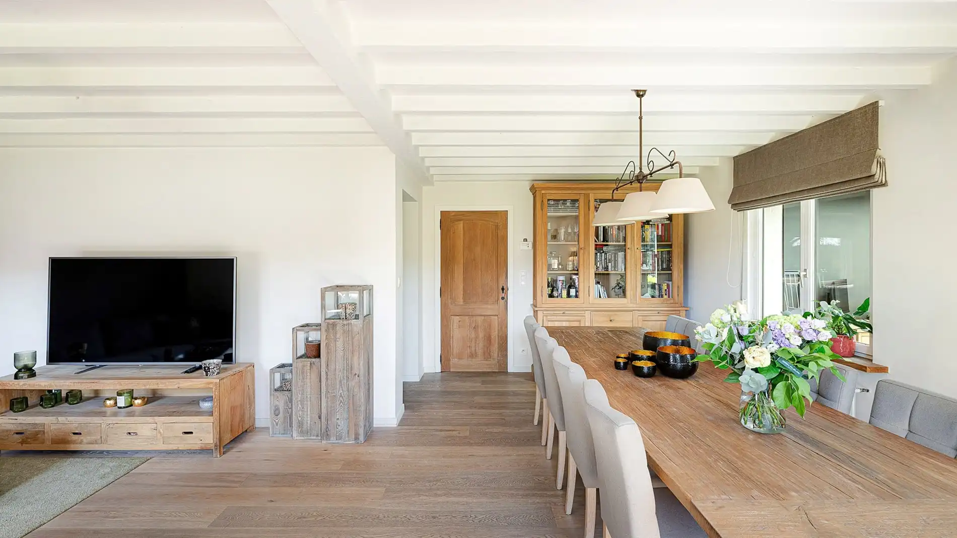 Vijf slaapkamers, groot volume in een alleenstaande villa te Knokke foto 7