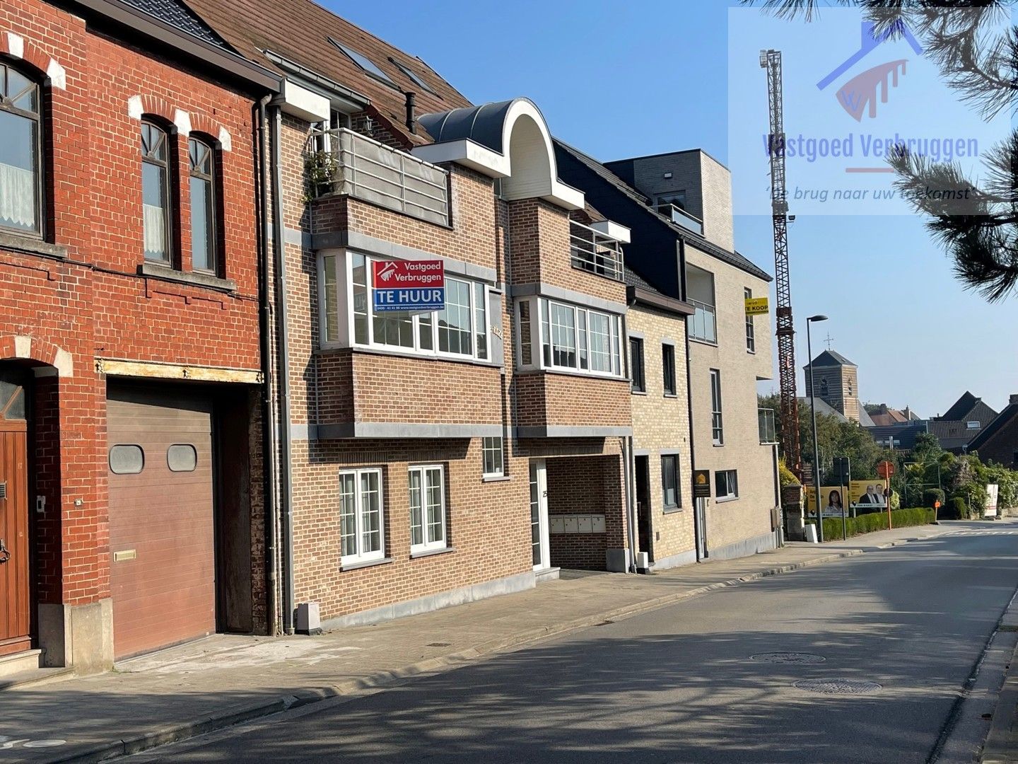 Modern appartement met twee slaapkamers en garagebox foto 1