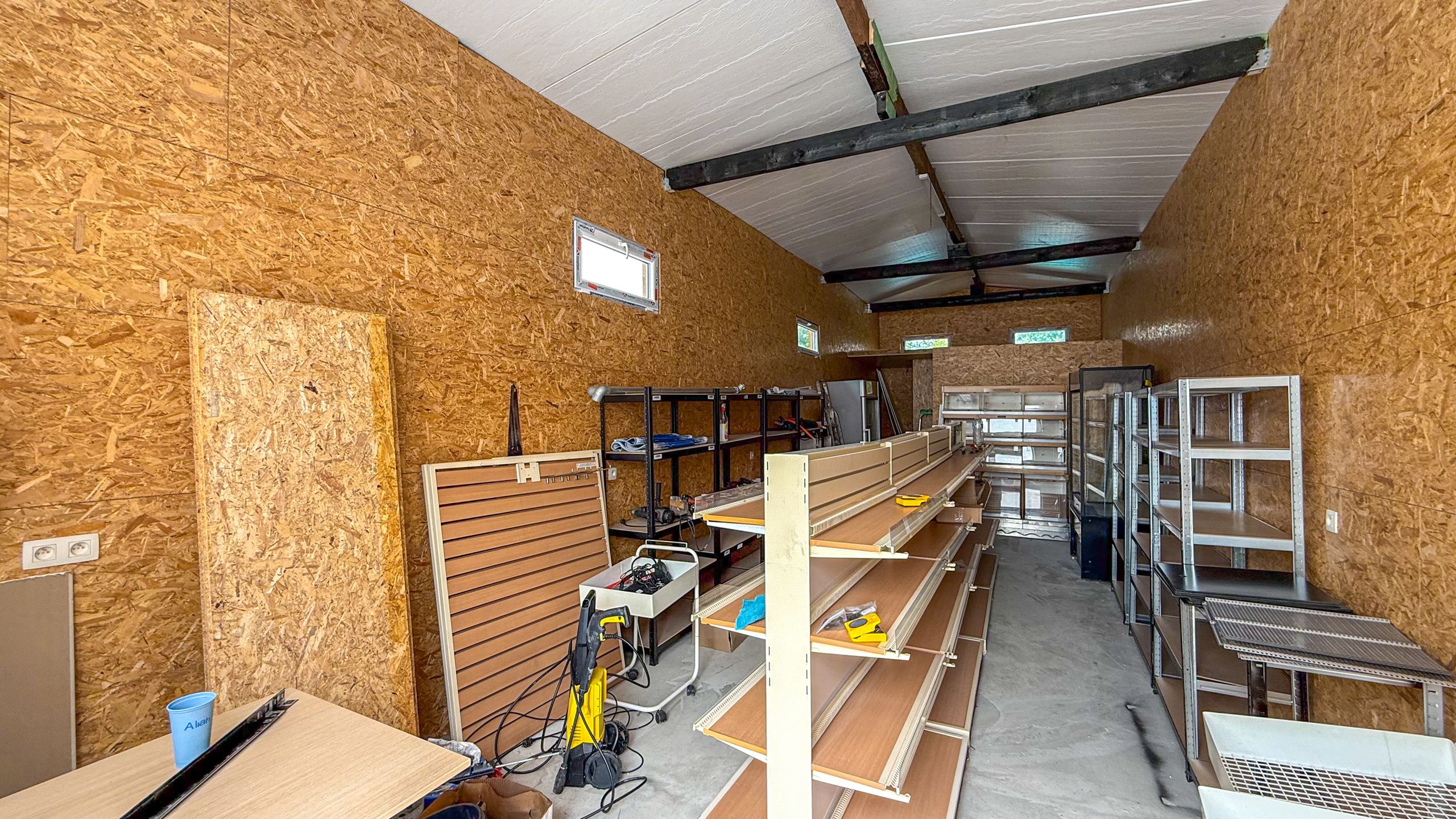Woning met handelsruimte en 203 m² woonopp. te Houthalen! foto 37