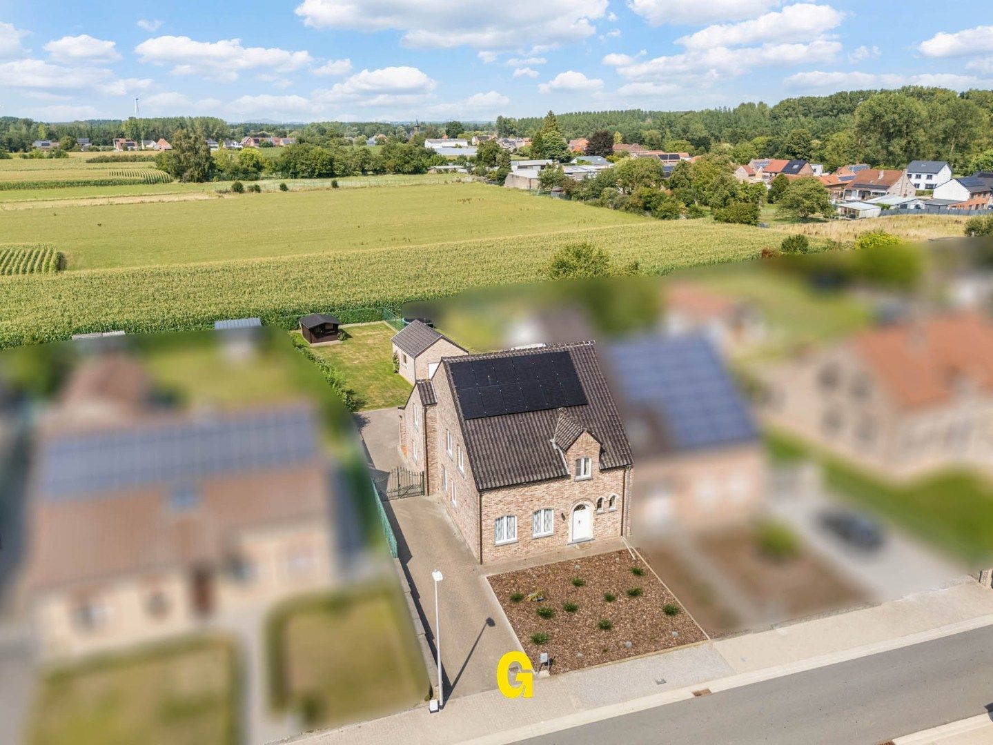 Verzorgde half-vrijstaande woning van degelijke kwaliteit, in een doodlopende kindvriendelijke straat in het mooie Romershoven foto 6