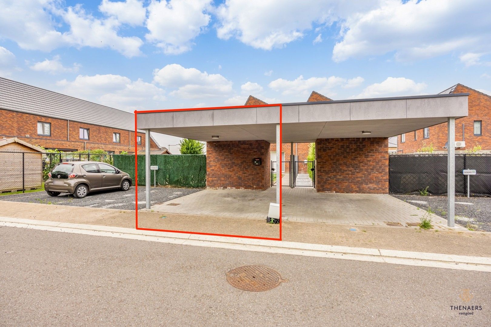 Moderne half‑open bebouwing met 3 slaapkamers op een rustige ligging. foto 23