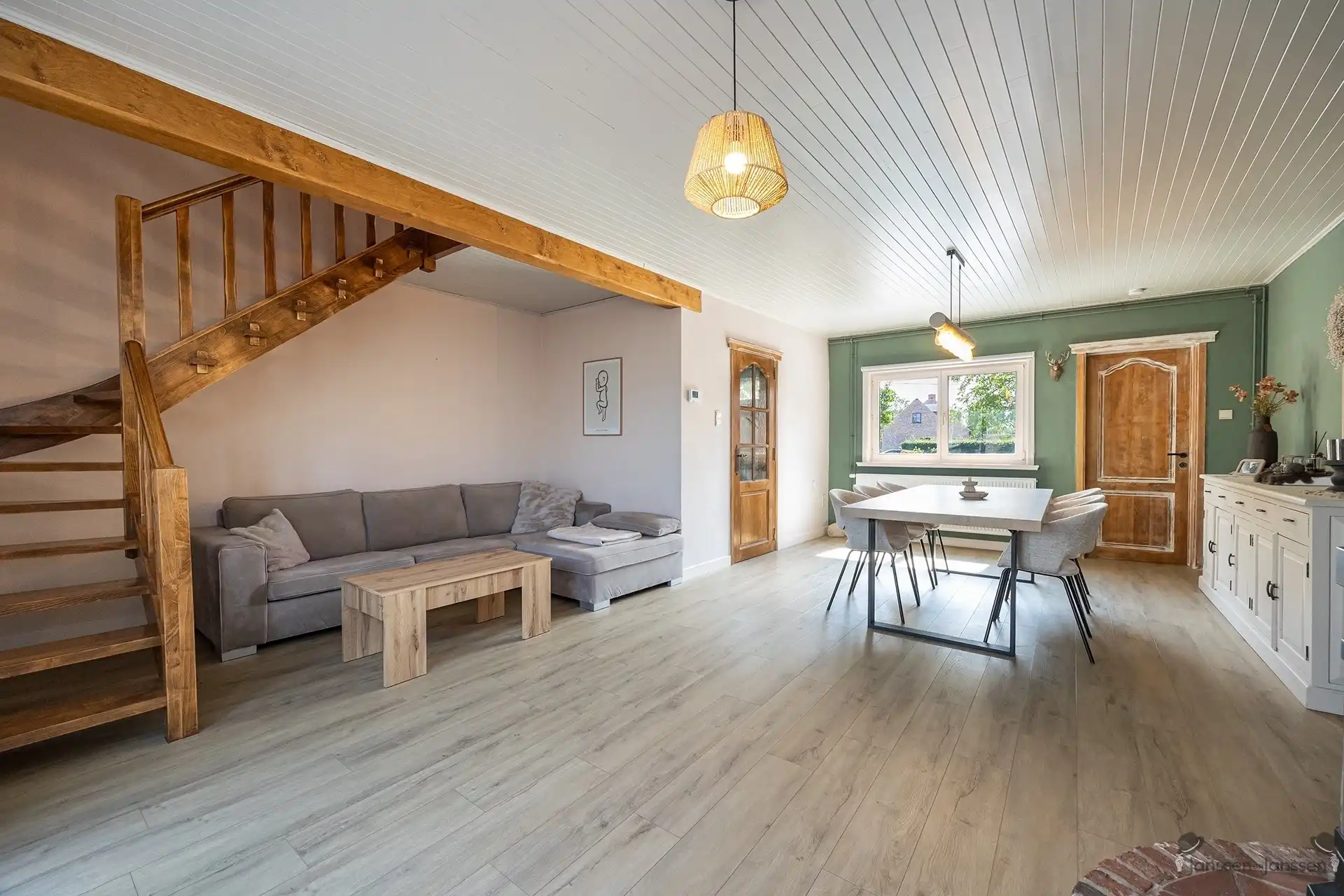 Landelijke woning met mooi uitzicht en weide foto 11