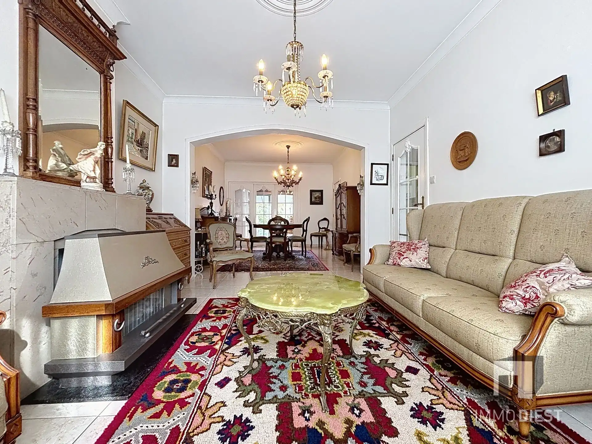 Welkom in deze charmante te renoveren stadswoning aan de rand van hartje Diest. foto 4