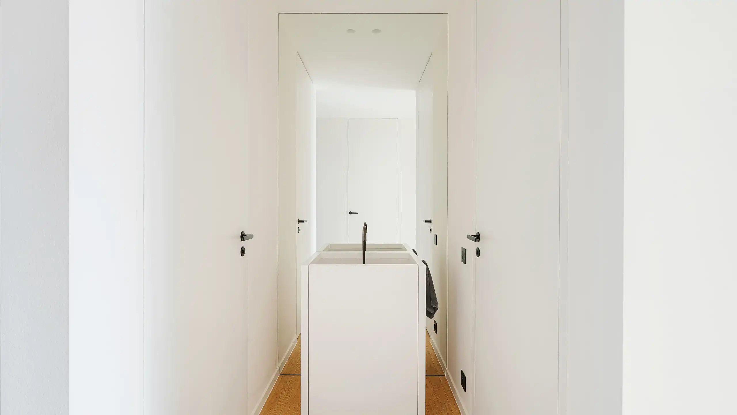 Luxueus appartement met frontaal zicht op het Zegemeer. foto 8