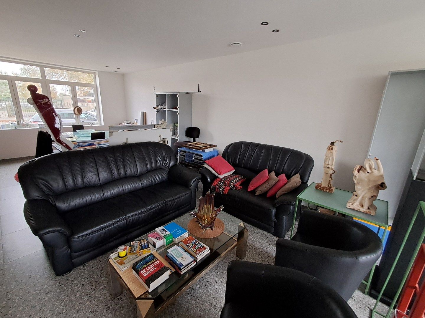 Ruime woning te Dudzele! foto 3