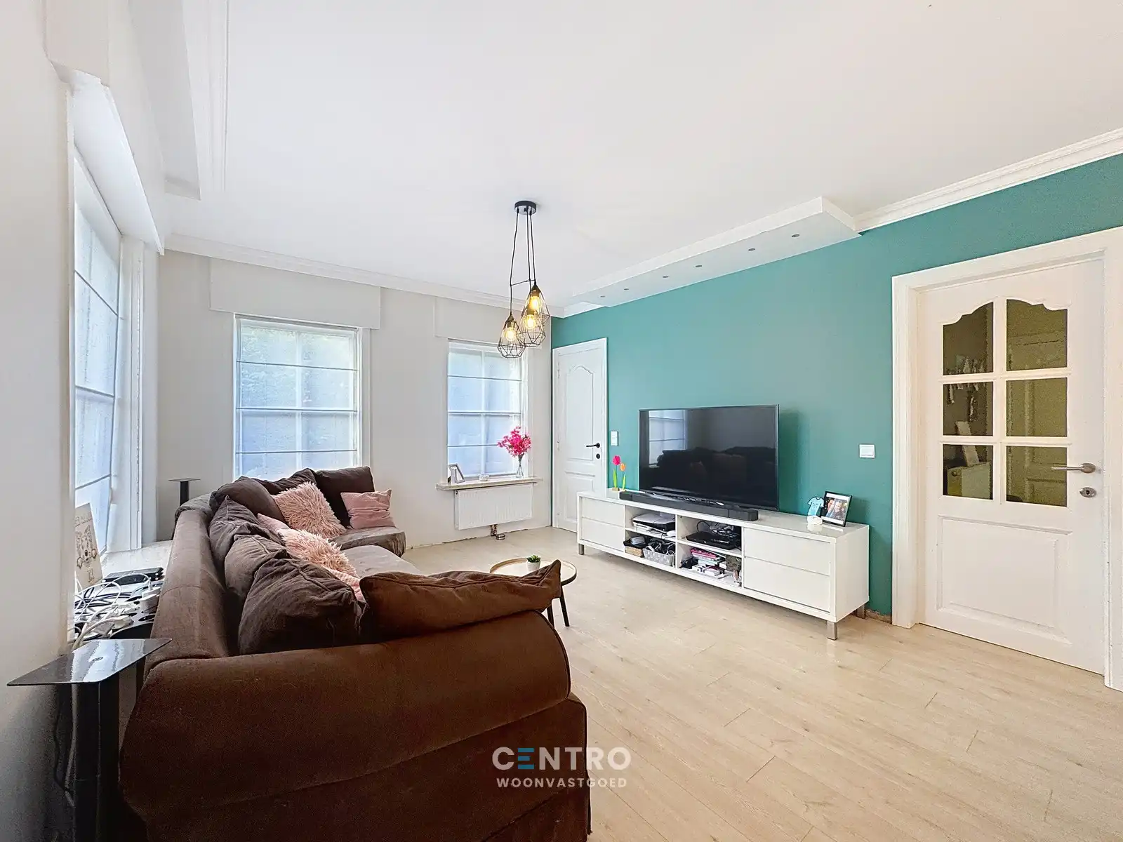 Villa met 5 slpks, veranda én carport te Roeselare! foto 4