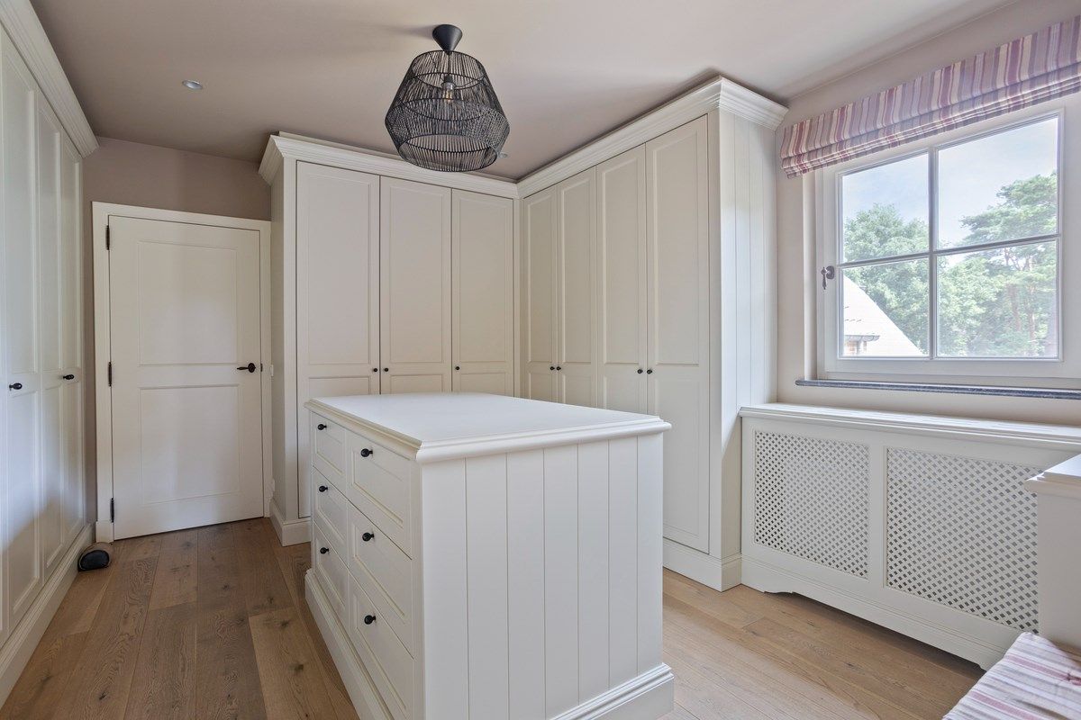 Exclusieve villa met oa 5 slaapkamers en verwarmde zwemvijver  op 2.070 m². foto 17