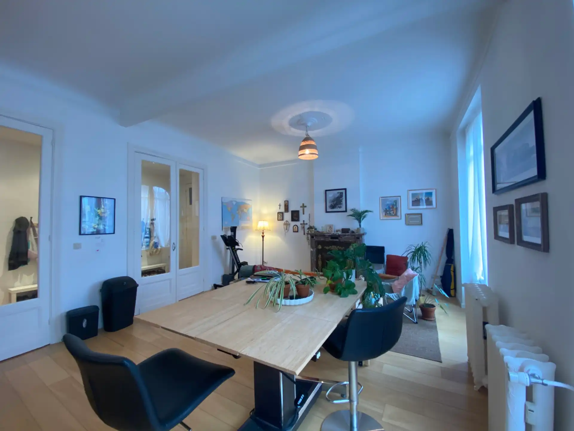 Mooi appartement met 2 slaapkamers op een ideale locatie! foto 3