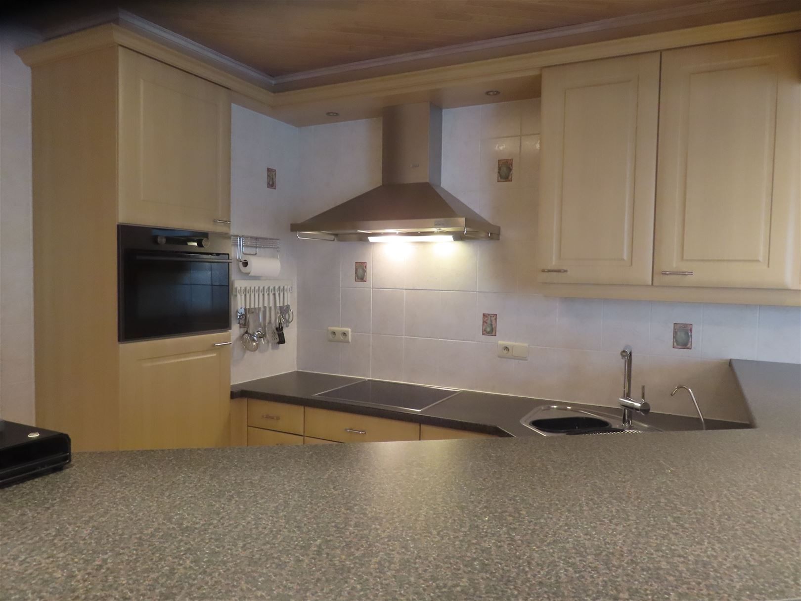 Luxe appartement met overdekt terras, airco en garagebox! foto 4