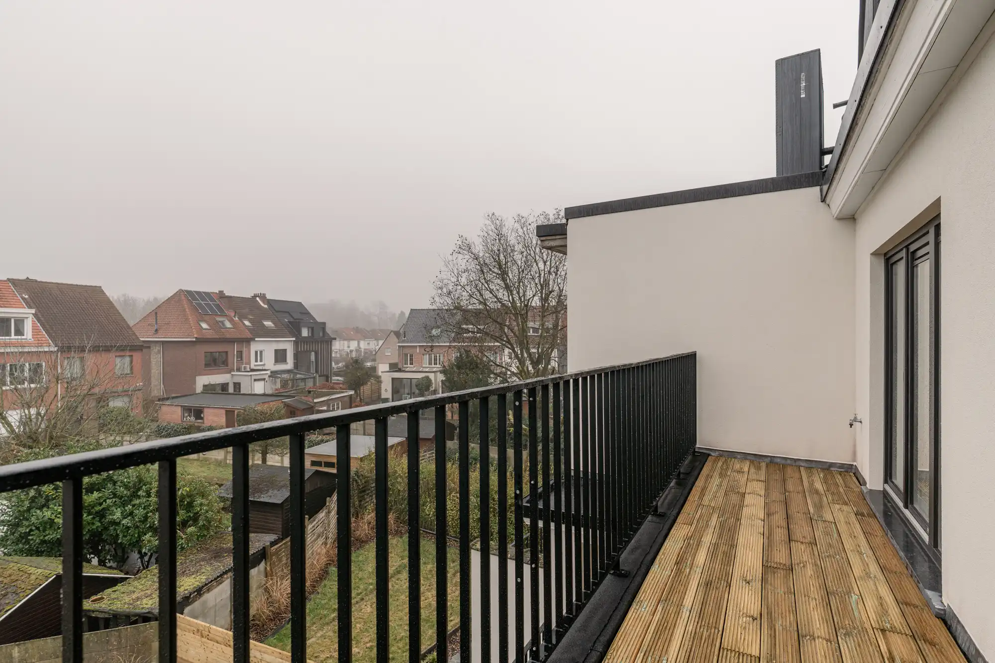 Stijlvol wonen aan de rand van Fort V: gerenoveerd appartement met 2 slaapkamers en terras foto 9
