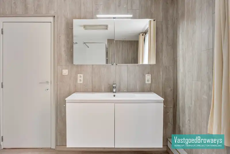 Instapklare woning zonder renovatieverplichting foto 13