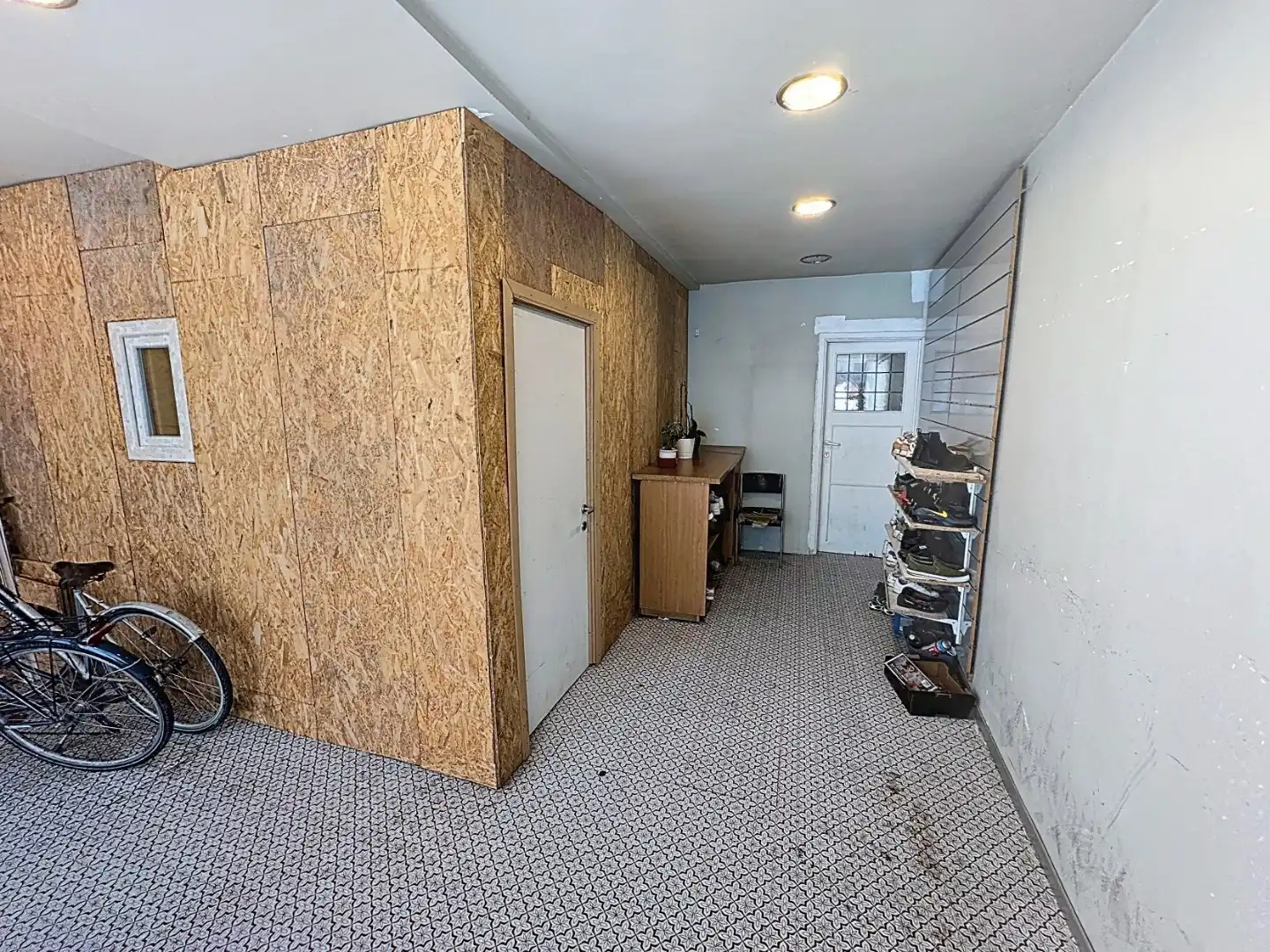 Ruime rijwoning met 4 slaapkamers in het historische Brugge foto 15