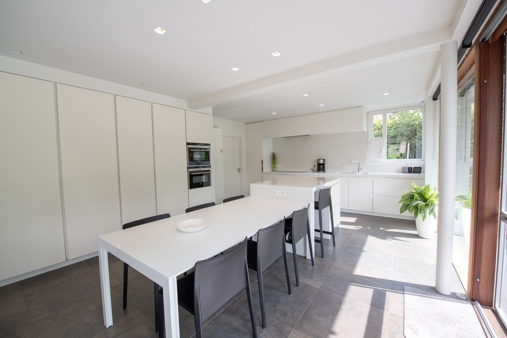Prachtige villa te huur volledig omgeven in het groen! foto 5