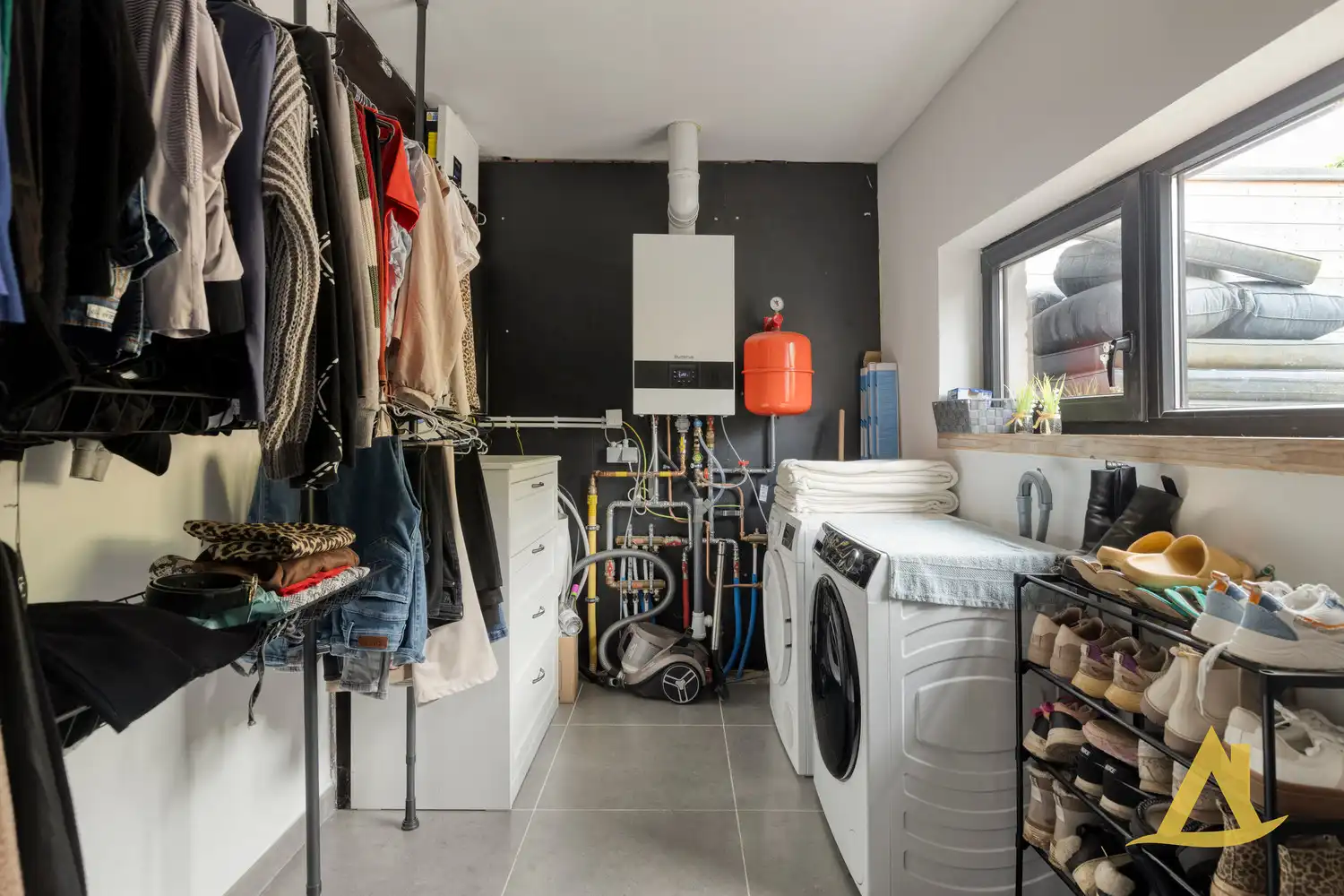 INSTAPKLARE, ENERGIEZUINIGE WONING, NABIJ HET CENTRUM VAN DIEST! foto 17
